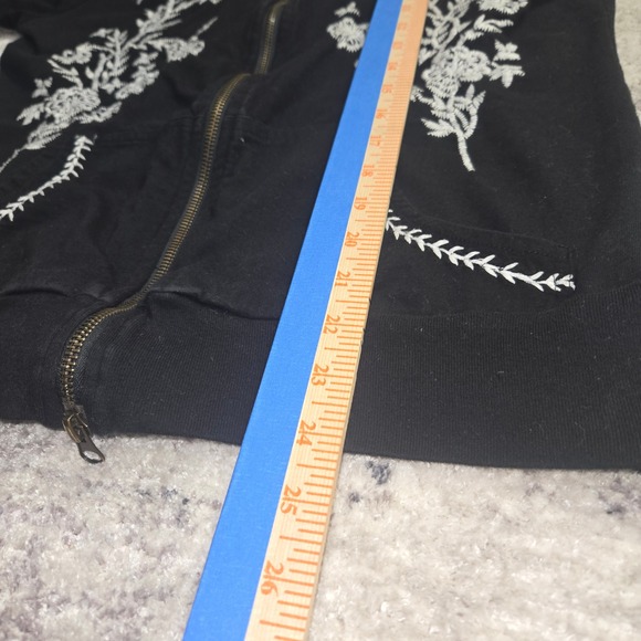 Seventh Avenue Black Embroidered Hoodie L Full Zip Whimsigoth Floral Cotton - Picture 9 of 10